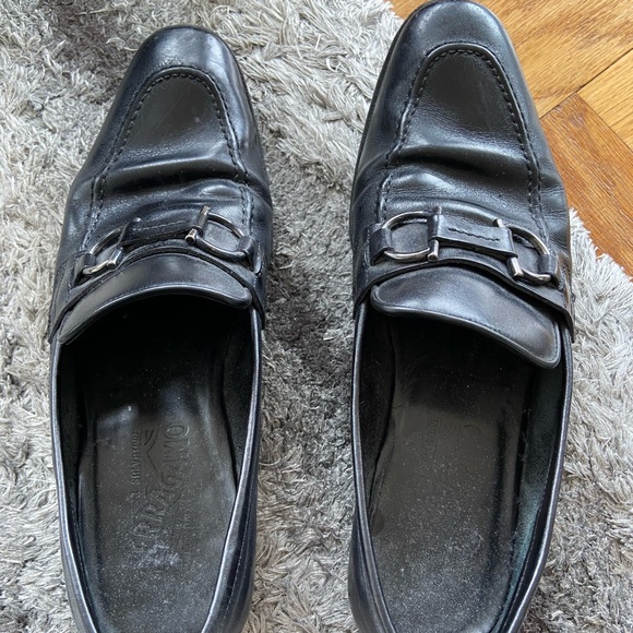 Salvatore Ferragamo black leather loafers - Picture 3 of 6